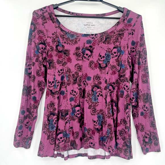 Torrid Super Soft Skull Rose Top Sz 1X Purple WhimsiGoth Grunge Long Sleeve Soft - Picture 2 of 11